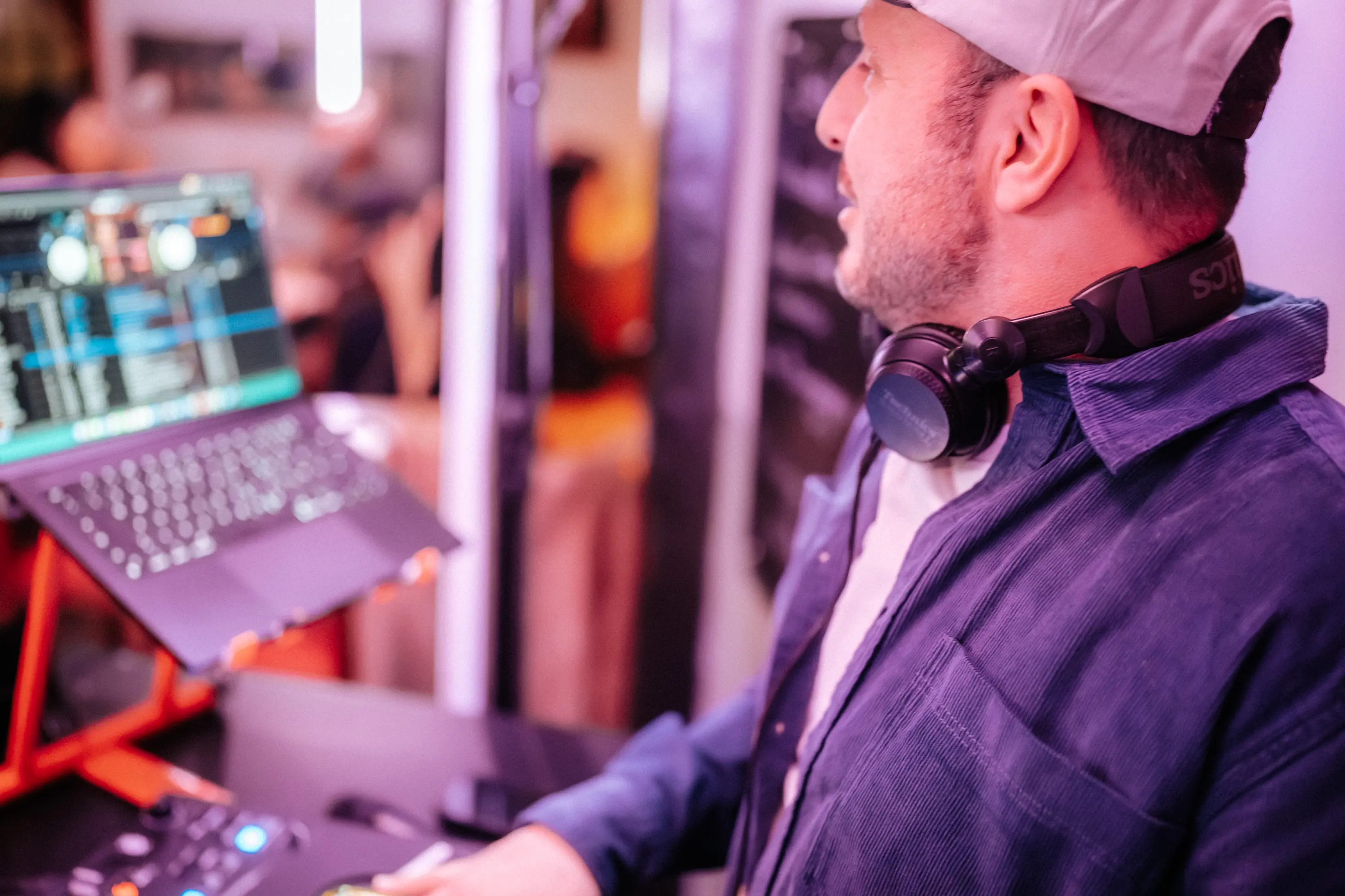 DJ Setup und Stimmung auf einer Veranstaltung